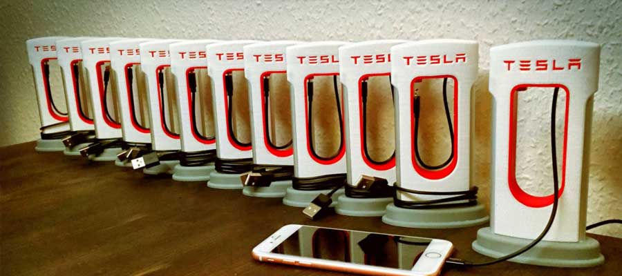 8 Best Tesla Accessories [Gift Ideas] - EVROOM