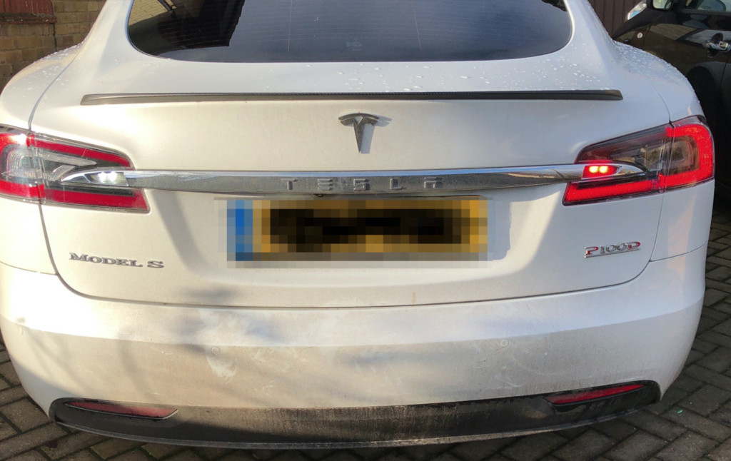 timeren fødsel effektiv How many reversing lights does a Tesla have? - Tesla Owners UK